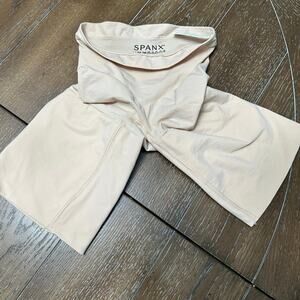 EUC Spanx Power Short Shaper Short Sz Med Nude Shapewear